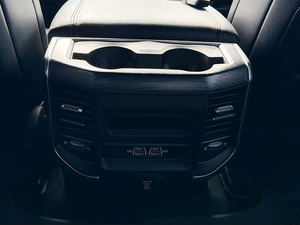 2023 RAM 1500 Laramie Crew Cab 4x4 5'7' Box