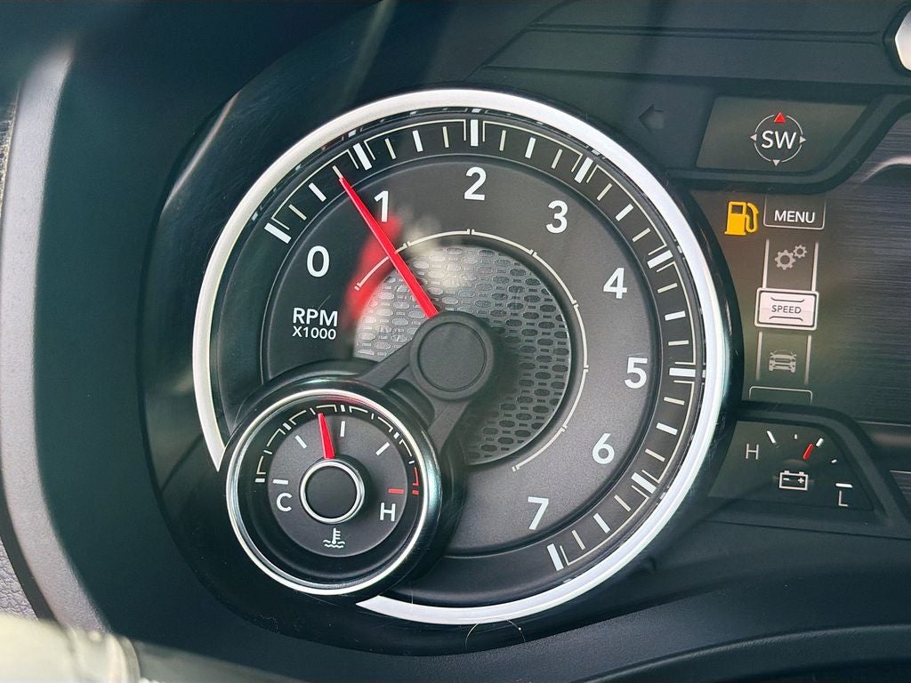 2023 RAM 1500 Laramie Crew Cab 4x4 5'7' Box