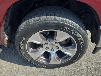 2022 RAM 1500 Laramie Crew Cab 4x4 5'7' Box