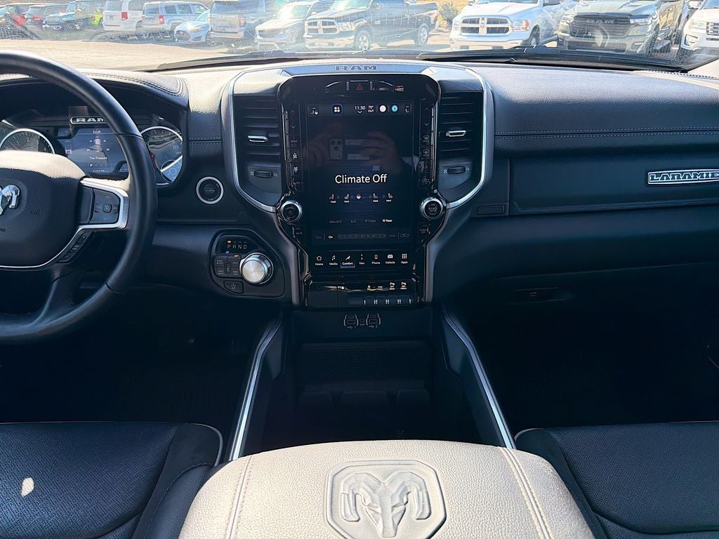 2023 RAM 1500 Laramie Crew Cab 4x4 5'7' Box