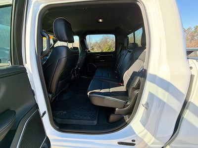 2023 RAM 1500 Laramie Crew Cab 4x4 5'7' Box