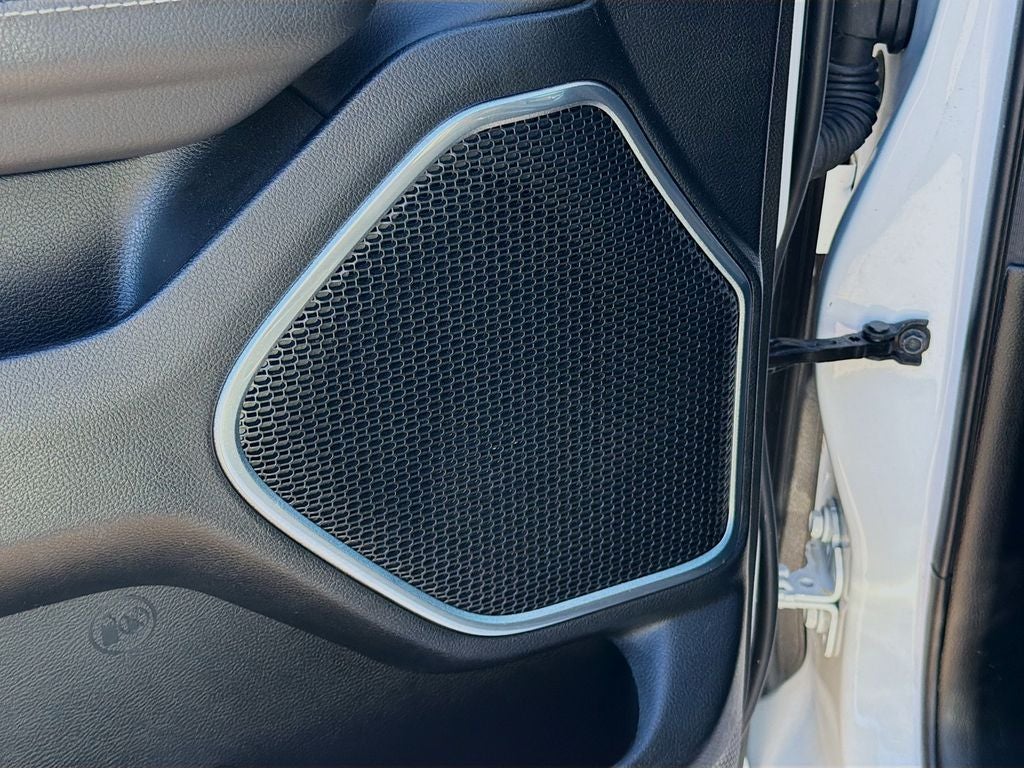 2023 RAM 1500 Laramie Crew Cab 4x4 5'7' Box