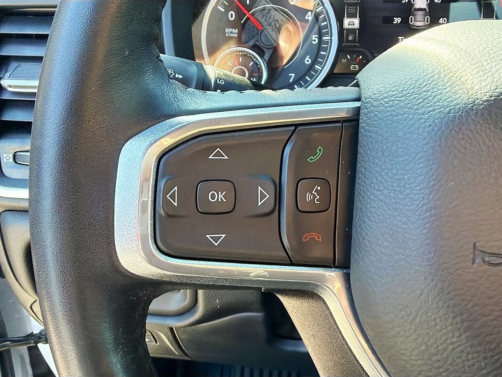 2023 RAM 1500 Laramie Crew Cab 4x4 5'7' Box