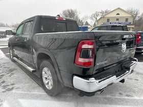 2019 RAM 1500 Laramie Crew Cab 4x4 5'7' Box