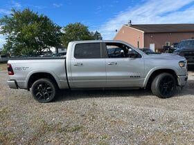 2022 RAM 1500 Laramie Crew Cab 4x4 5'7' Box