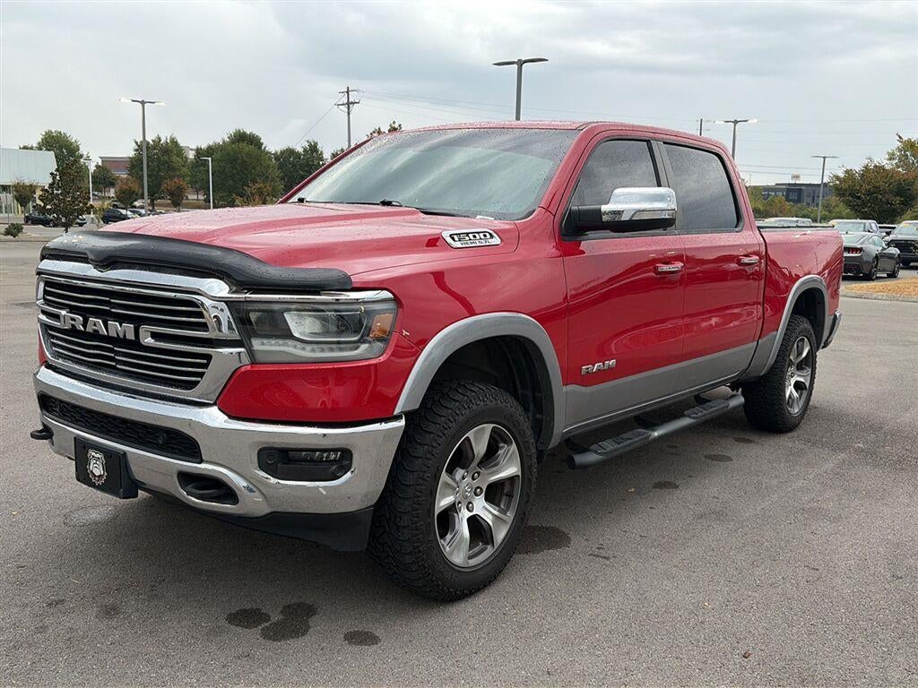 2020 RAM 1500 Laramie Crew Cab 4x4 5'7' Box