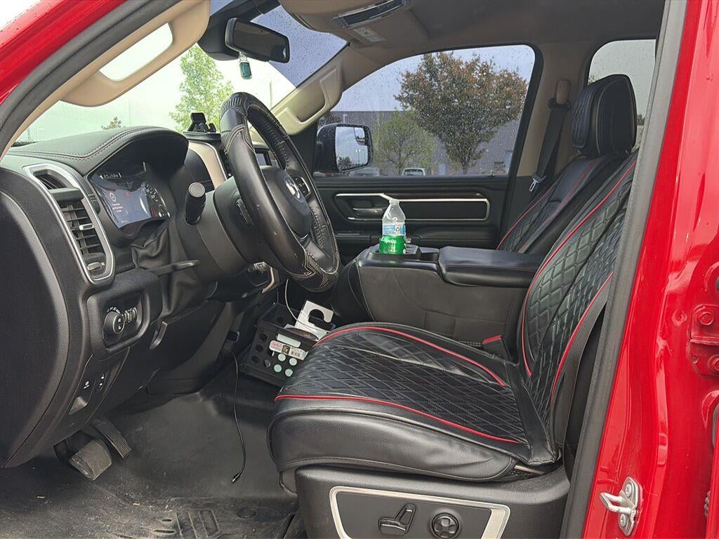 2020 RAM 1500 Laramie Crew Cab 4x4 5'7' Box
