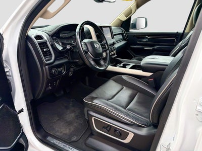 2020 RAM 1500 Laramie Crew Cab 4x4 5'7' Box