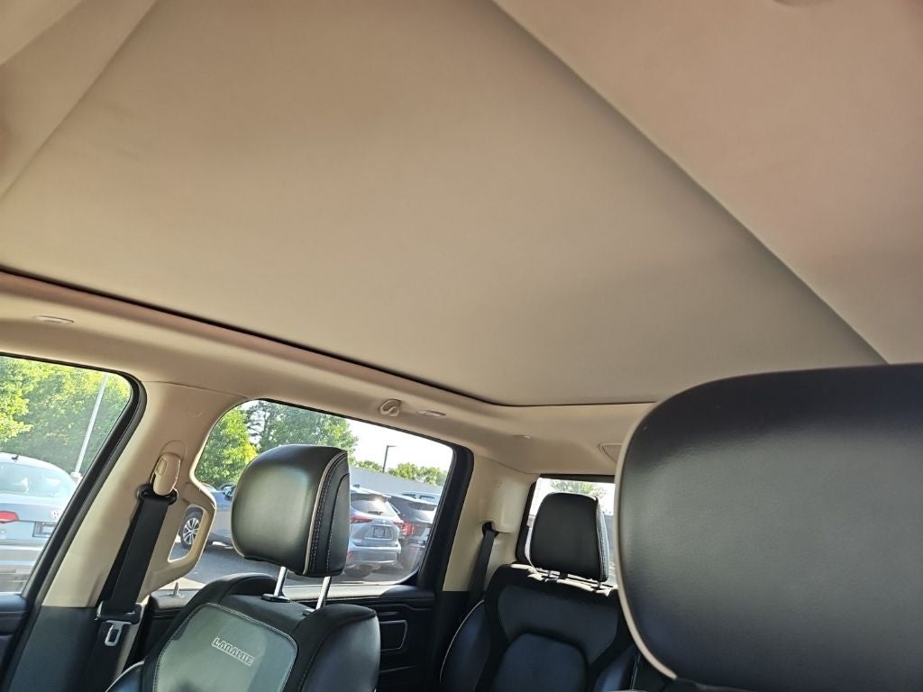 2021 RAM 1500 Laramie Crew Cab 4x4 5'7' Box