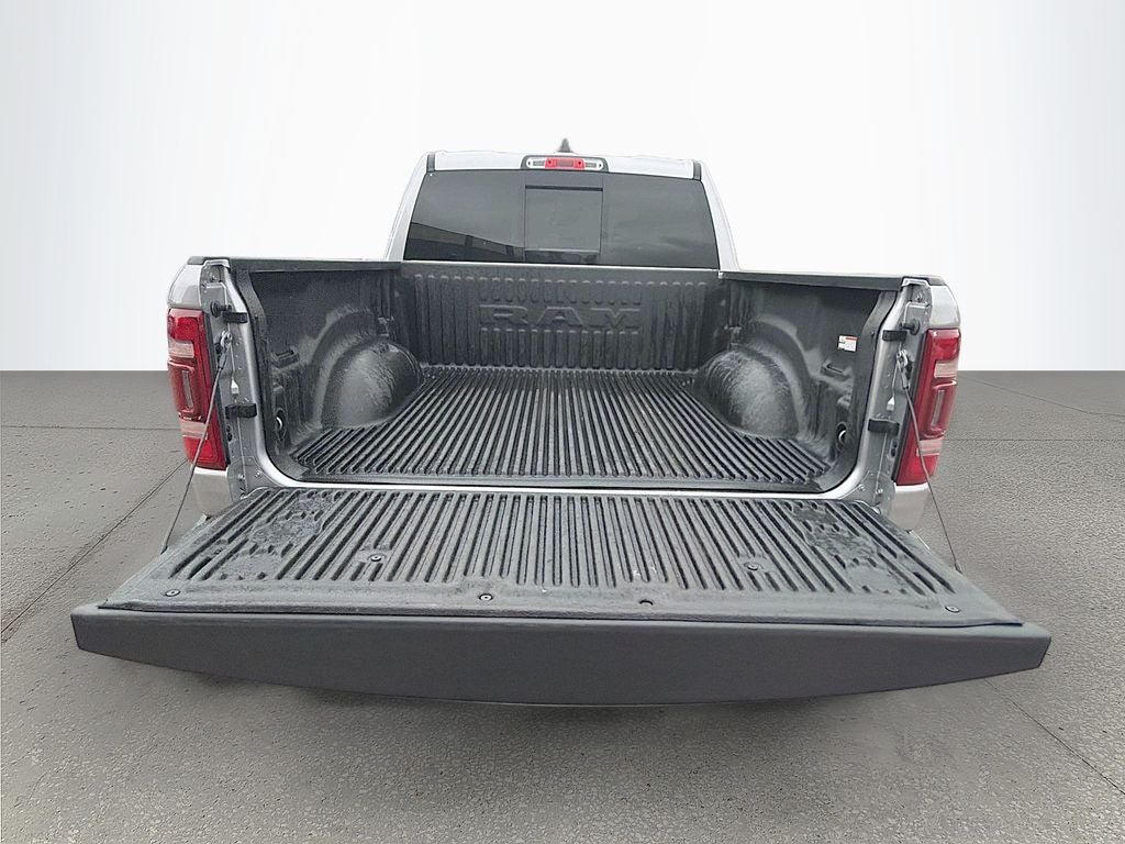 2021 RAM 1500 Laramie Crew Cab 4x4 5'7' Box