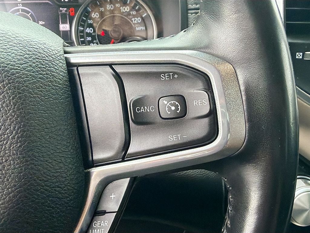2021 RAM 1500 Laramie Crew Cab 4x4 5'7' Box