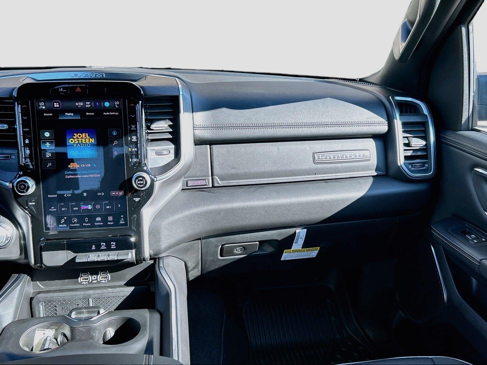 2026 RAM Ram 1500 RAM 1500 LARAMIE CREW CAB 4X4 5'7' BOX