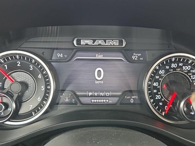 2019 RAM 1500 Laramie Crew Cab 4x4 5'7' Box