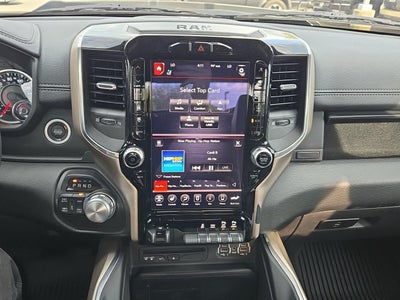 2019 RAM 1500 Laramie Crew Cab 4x4 5'7' Box