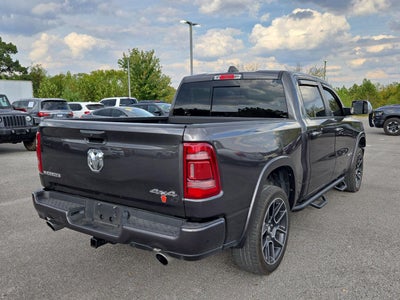 2019 RAM 1500 Laramie Crew Cab 4x4 5'7' Box