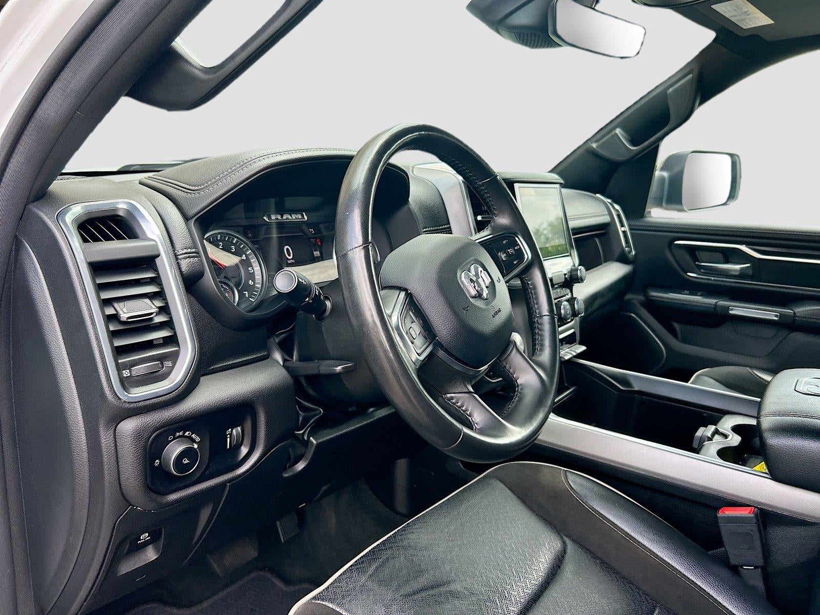 2024 RAM 1500 Laramie Crew Cab 4x4 5'7' Box