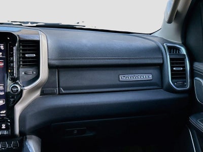 2019 RAM 1500 Laramie Crew Cab 4x4 5'7' Box