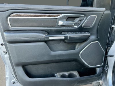 2019 RAM 1500 Laramie Crew Cab 4x4 5'7' Box