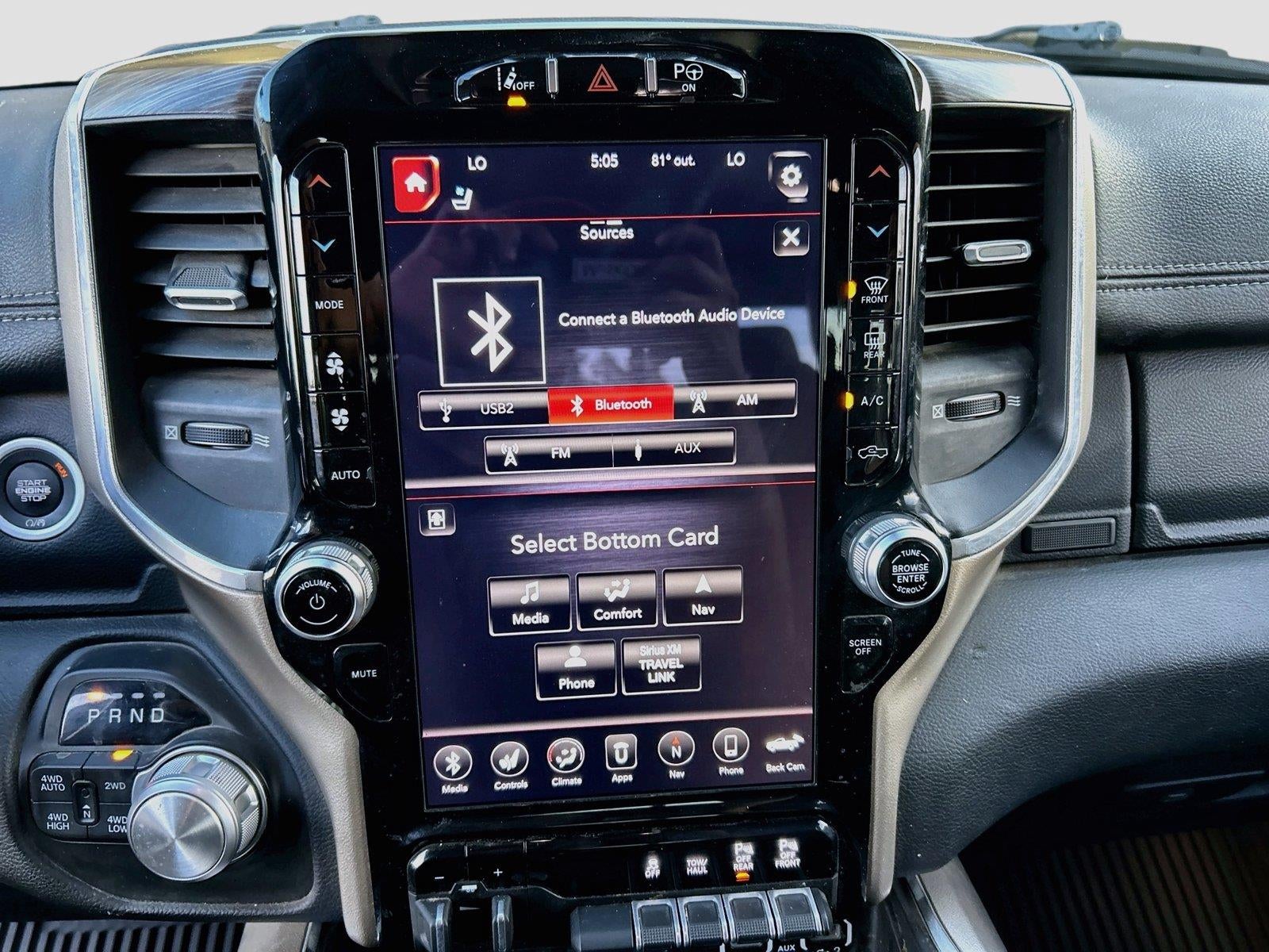 2019 RAM 1500 Laramie Crew Cab 4x4 5'7' Box