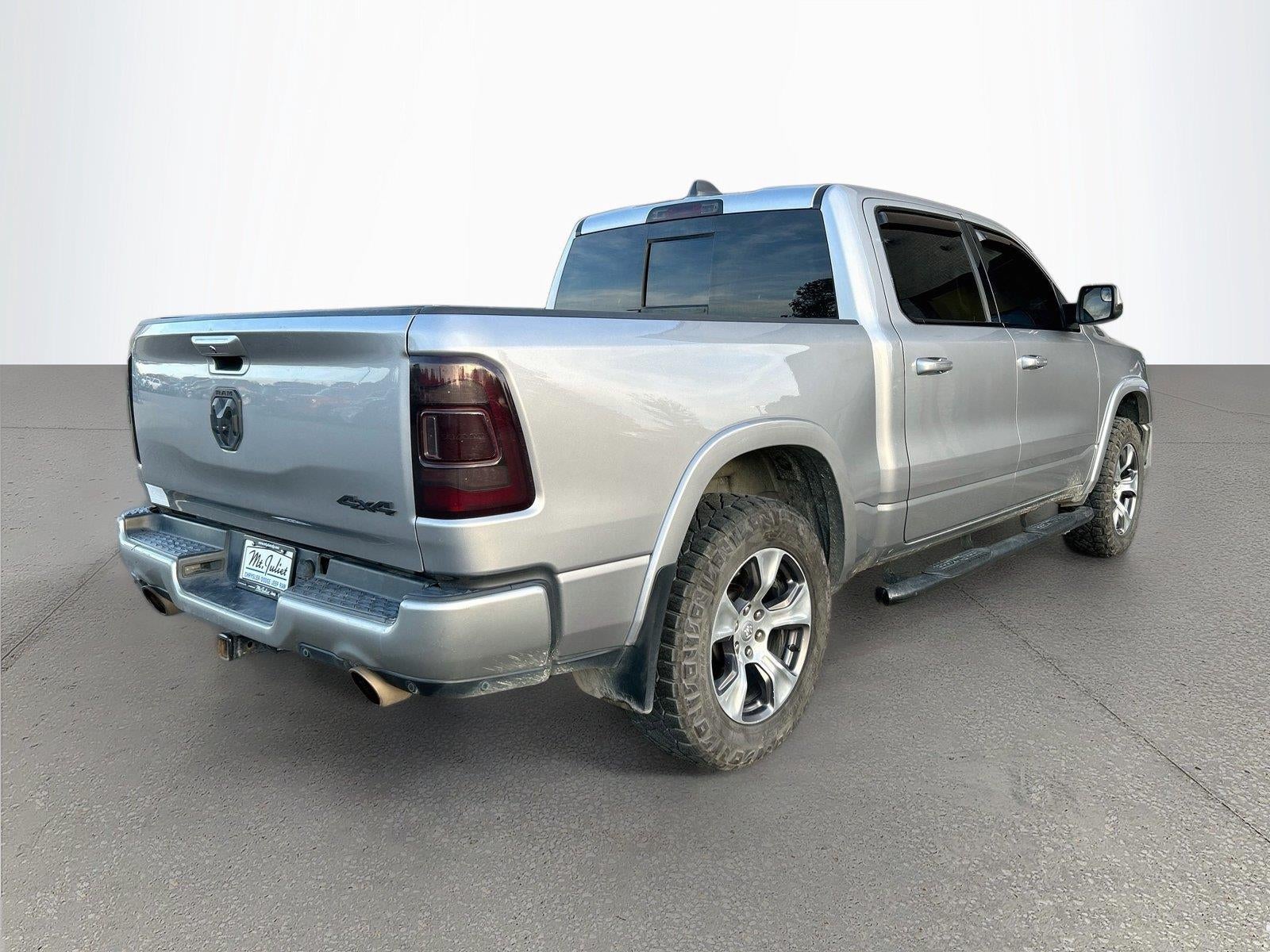 2019 RAM 1500 Laramie Crew Cab 4x4 5'7' Box