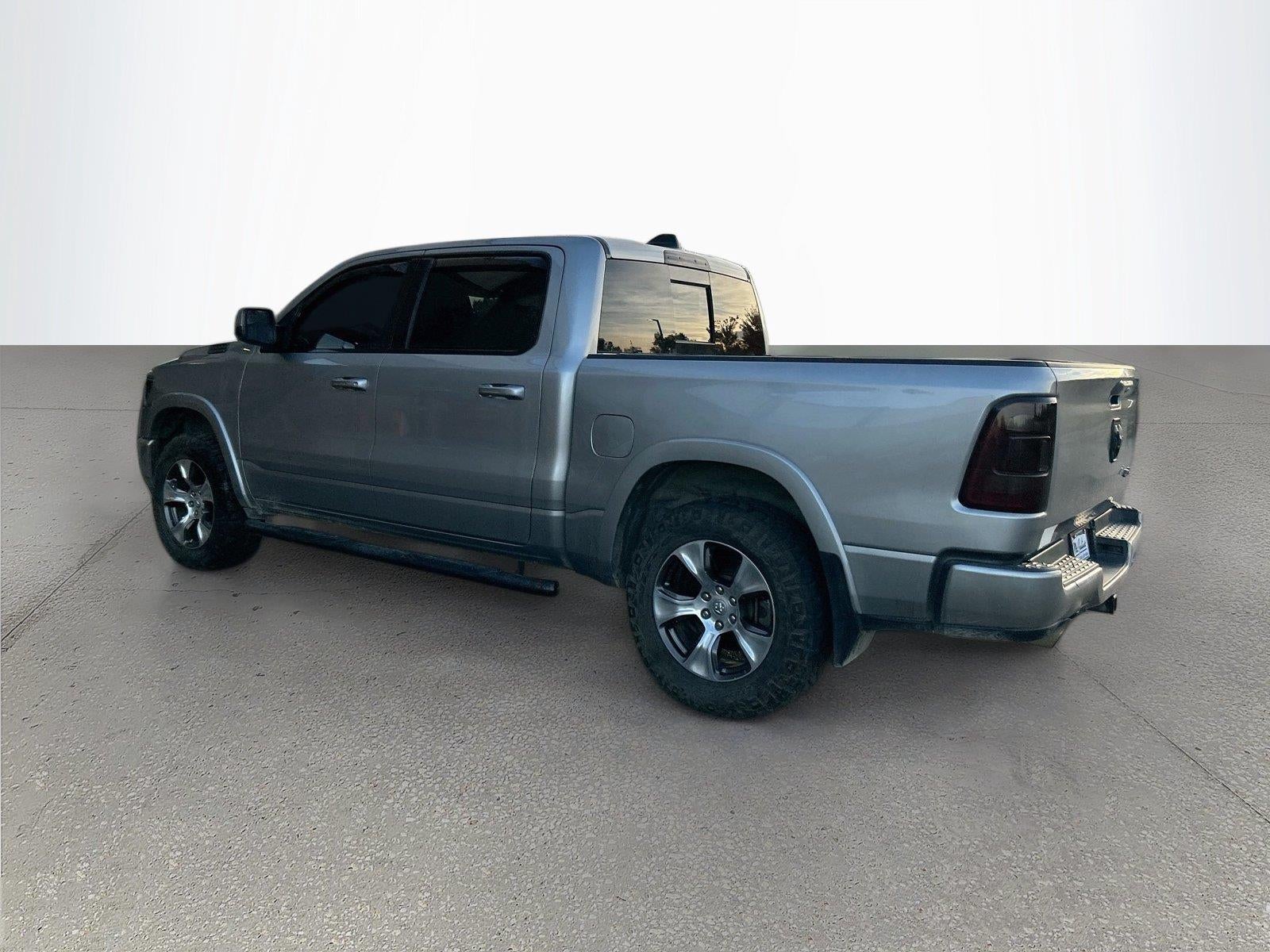 2019 RAM 1500 Laramie Crew Cab 4x4 5'7' Box