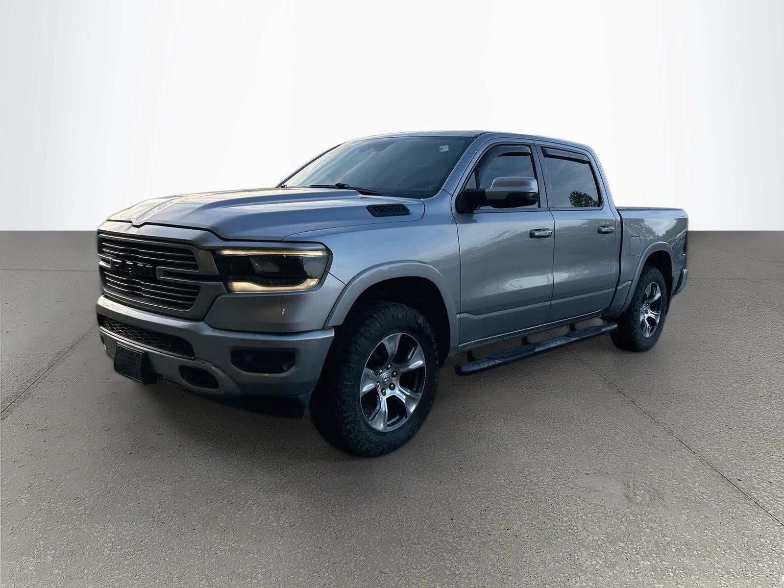 2019 RAM 1500 Laramie Crew Cab 4x4 5'7' Box