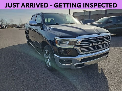 2020 RAM 1500 Laramie Crew Cab 4x4 5'7' Box
