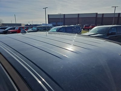 2020 RAM 1500 Laramie Crew Cab 4x4 5'7' Box