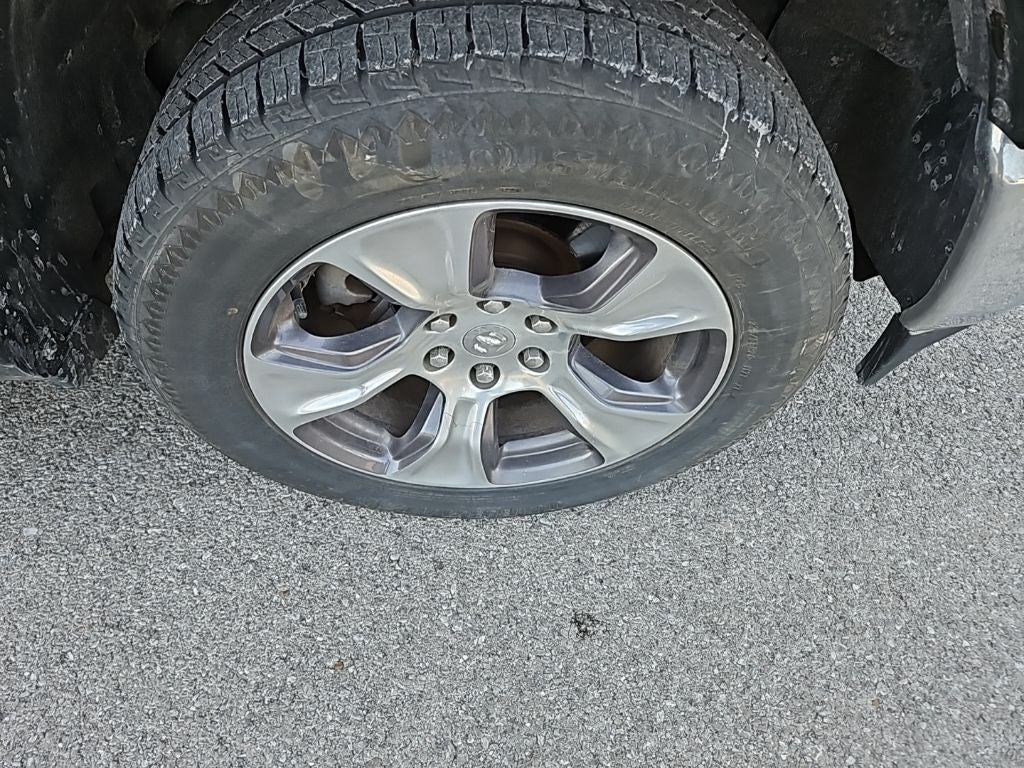 2020 RAM 1500 Laramie Crew Cab 4x4 5'7' Box