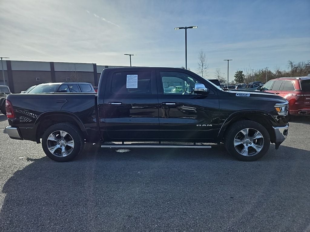 2020 RAM 1500 Laramie Crew Cab 4x4 5'7' Box