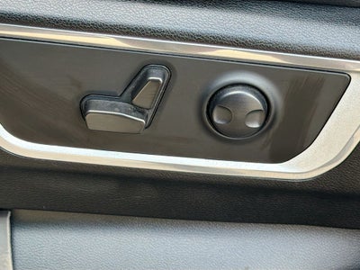 2023 RAM 1500 Laramie Crew Cab 4x4 5'7' Box