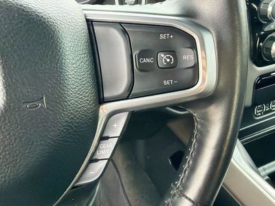 2023 RAM 1500 Laramie Crew Cab 4x4 5'7' Box