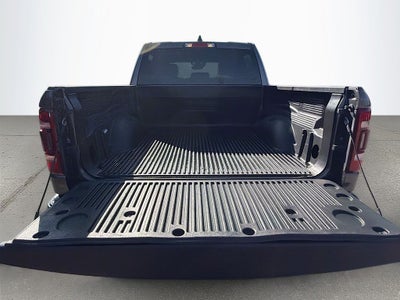 2024 RAM 1500 Laramie Crew Cab 4x4 5'7' Box