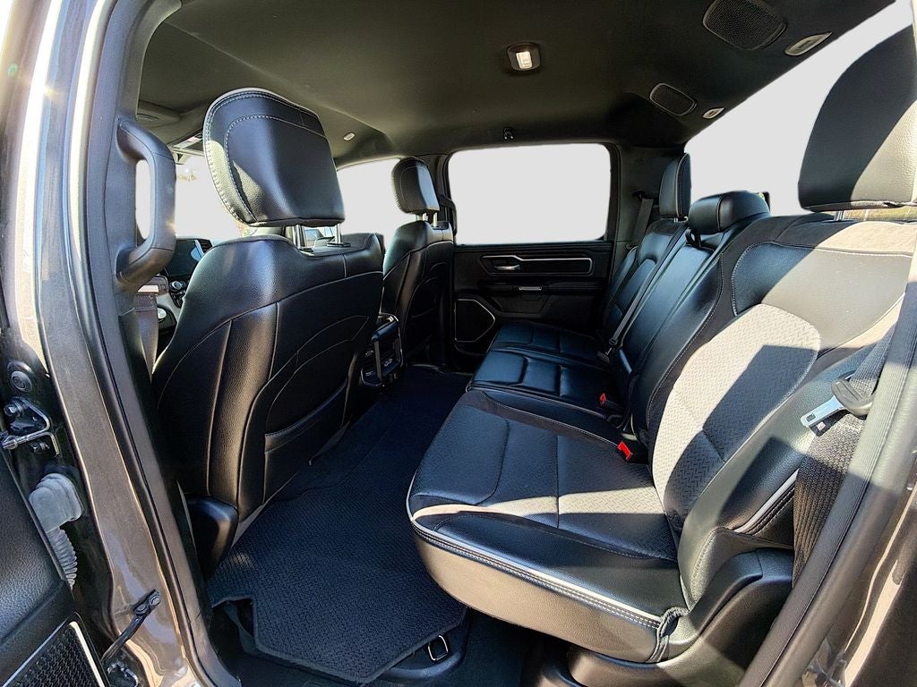 2024 RAM 1500 Laramie Crew Cab 4x4 5'7' Box