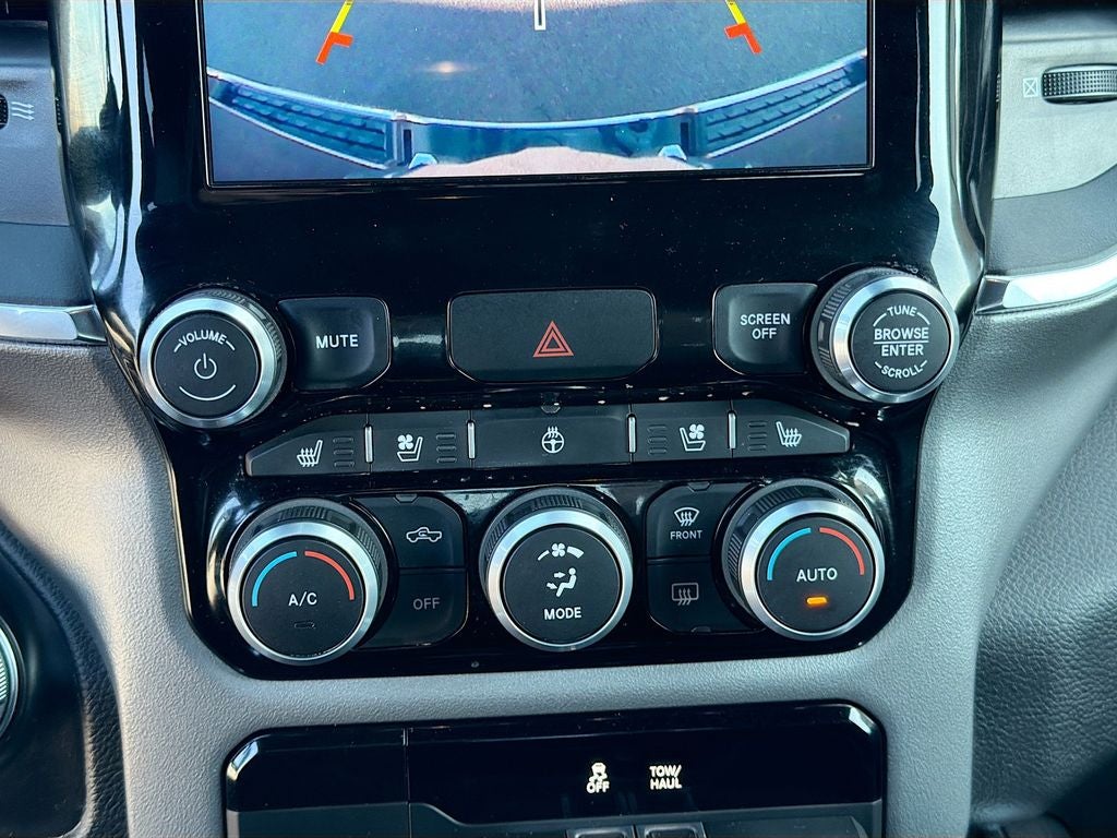 2024 RAM 1500 Laramie Crew Cab 4x4 5'7' Box