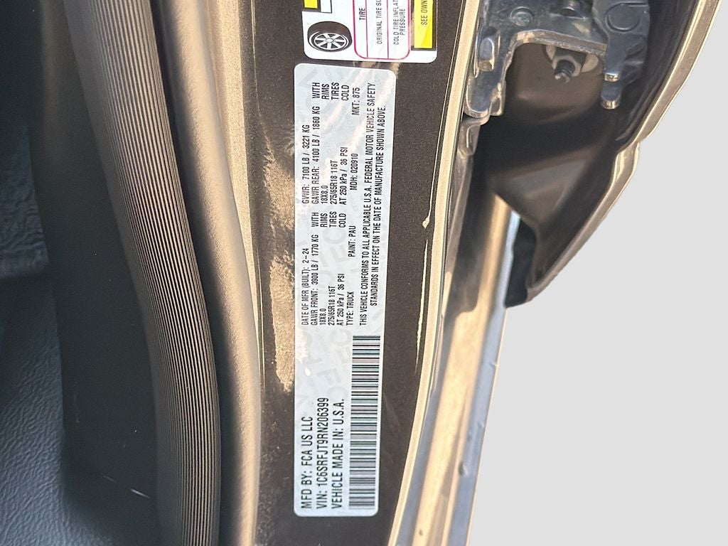 2024 RAM 1500 Laramie Crew Cab 4x4 5'7' Box