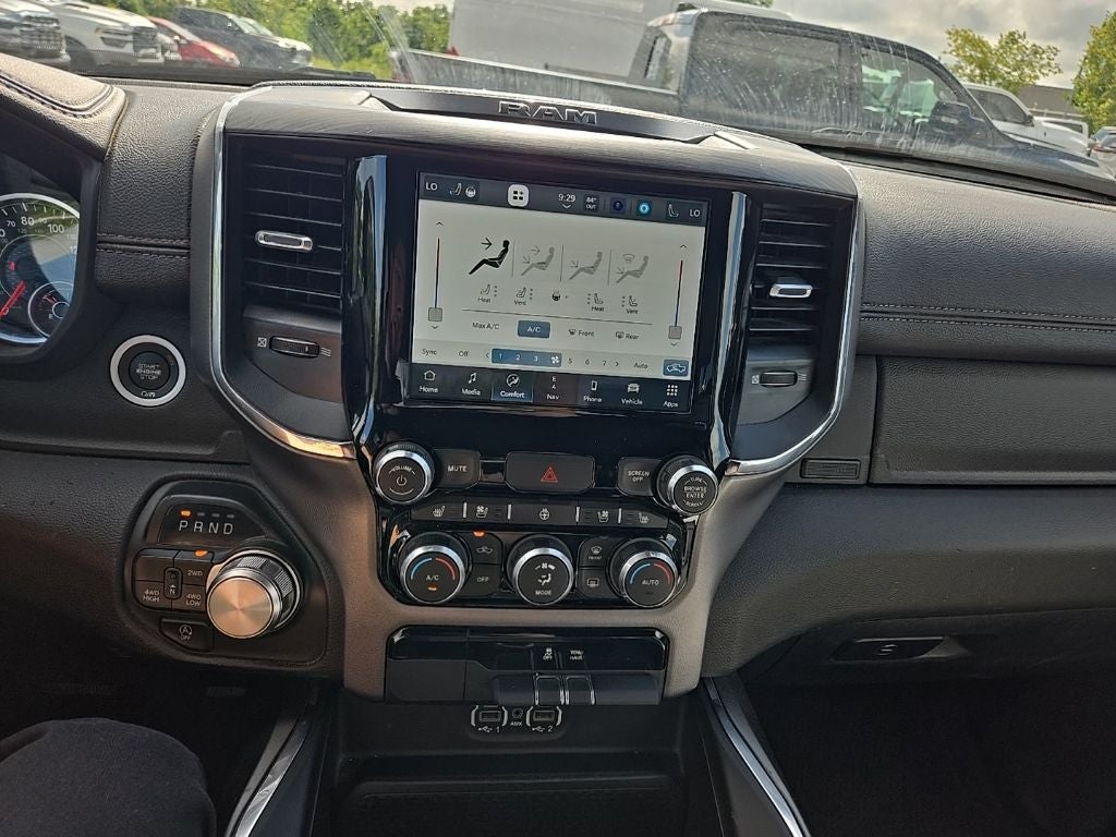 2024 RAM 1500 Laramie Crew Cab 4x4 5'7' Box