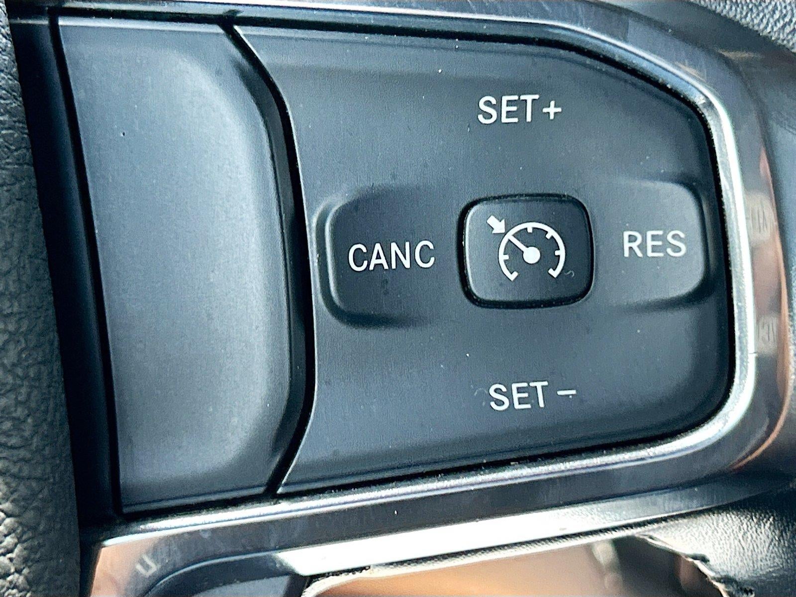 2024 RAM 1500 Laramie Crew Cab 4x4 5'7' Box