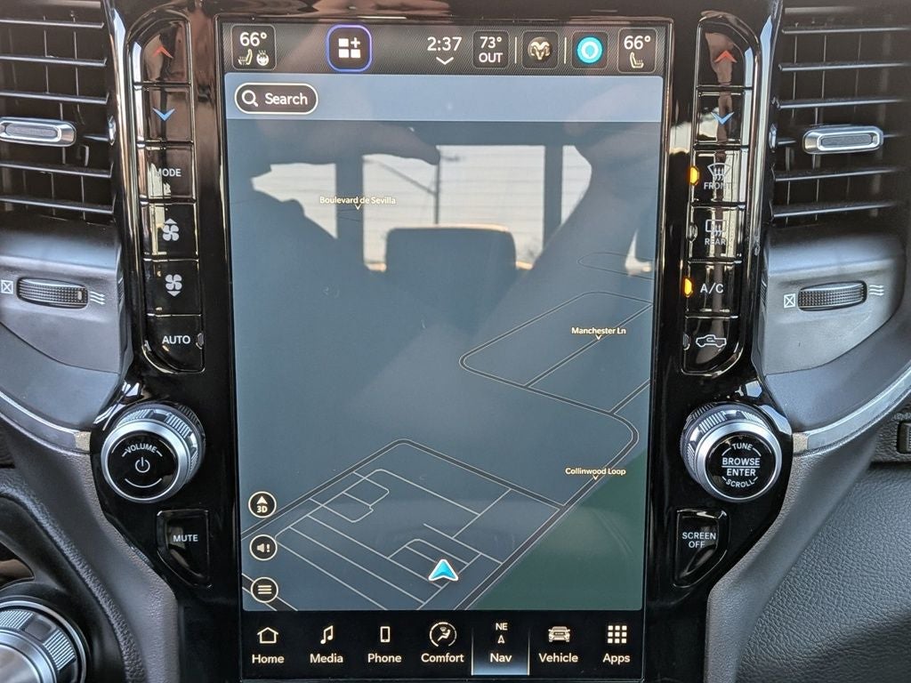 2023 RAM 1500 Laramie Crew Cab 4x4 5'7' Box