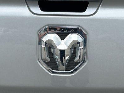 2023 RAM 1500 Laramie Crew Cab 4x4 5'7' Box