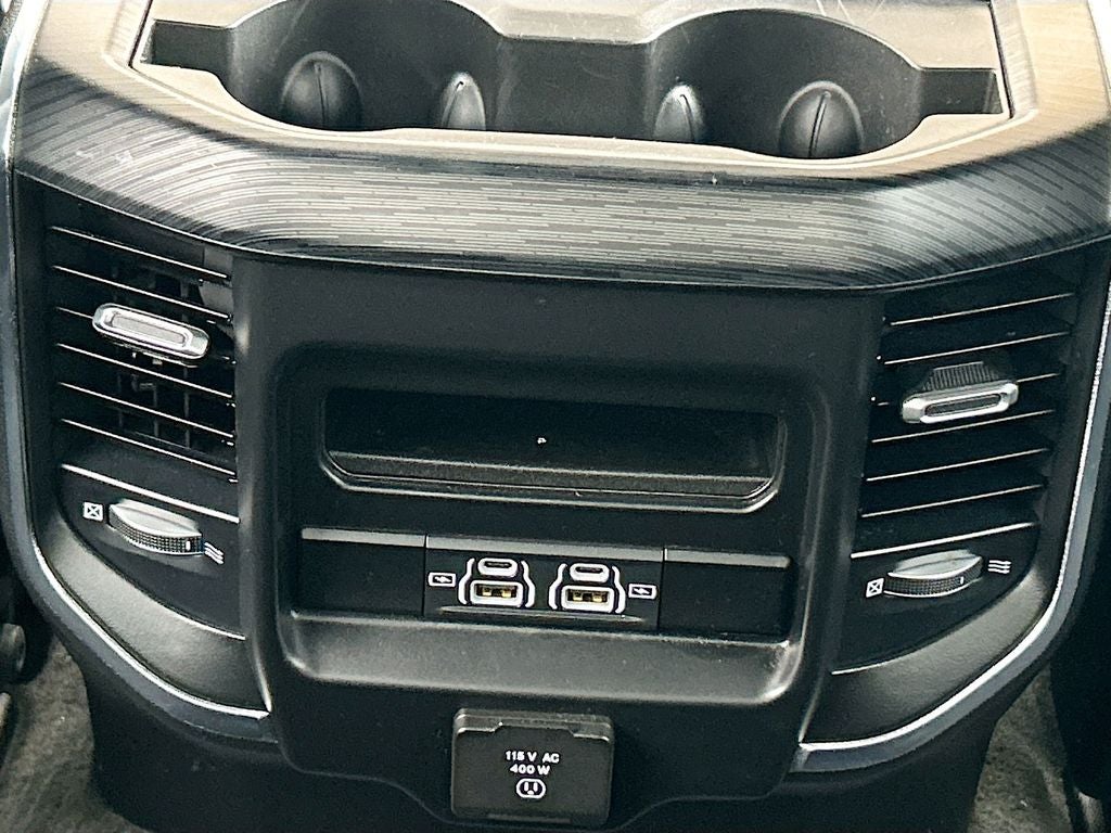 2023 RAM 1500 Laramie Crew Cab 4x4 5'7' Box