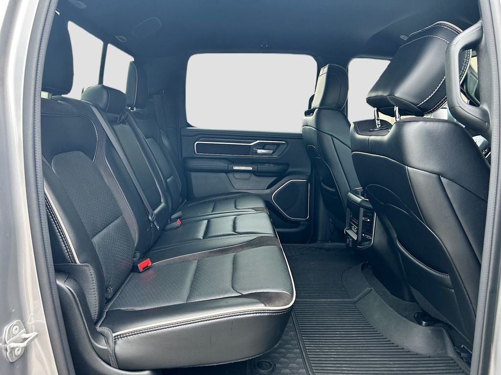 2023 RAM 1500 Laramie Crew Cab 4x4 5'7' Box