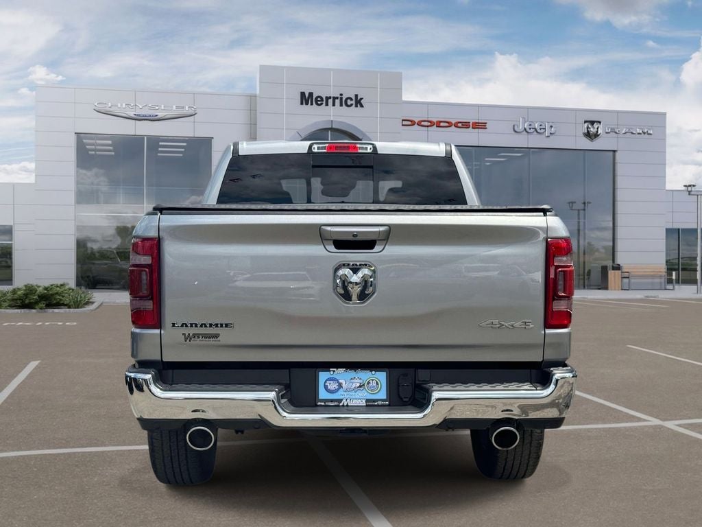 2023 RAM 1500 Laramie Crew Cab 4x4 5'7' Box
