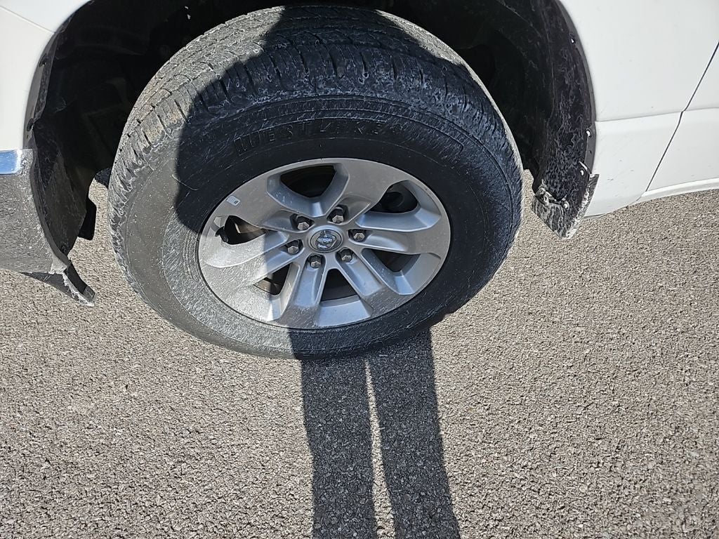 2024 RAM 1500 Laramie Crew Cab 4x4 5'7' Box