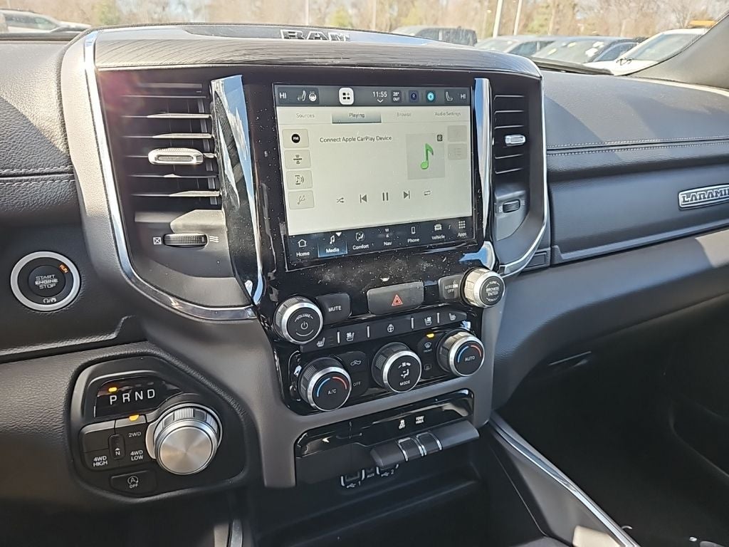 2024 RAM 1500 Laramie Crew Cab 4x4 5'7' Box
