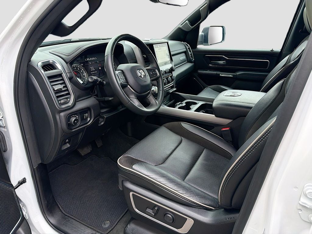 2024 RAM 1500 Laramie Crew Cab 4x4 5'7' Box