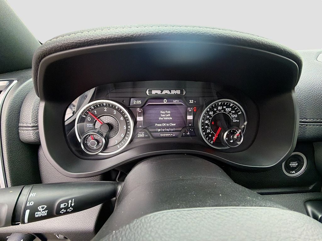 2024 RAM 1500 Laramie Crew Cab 4x4 5'7' Box