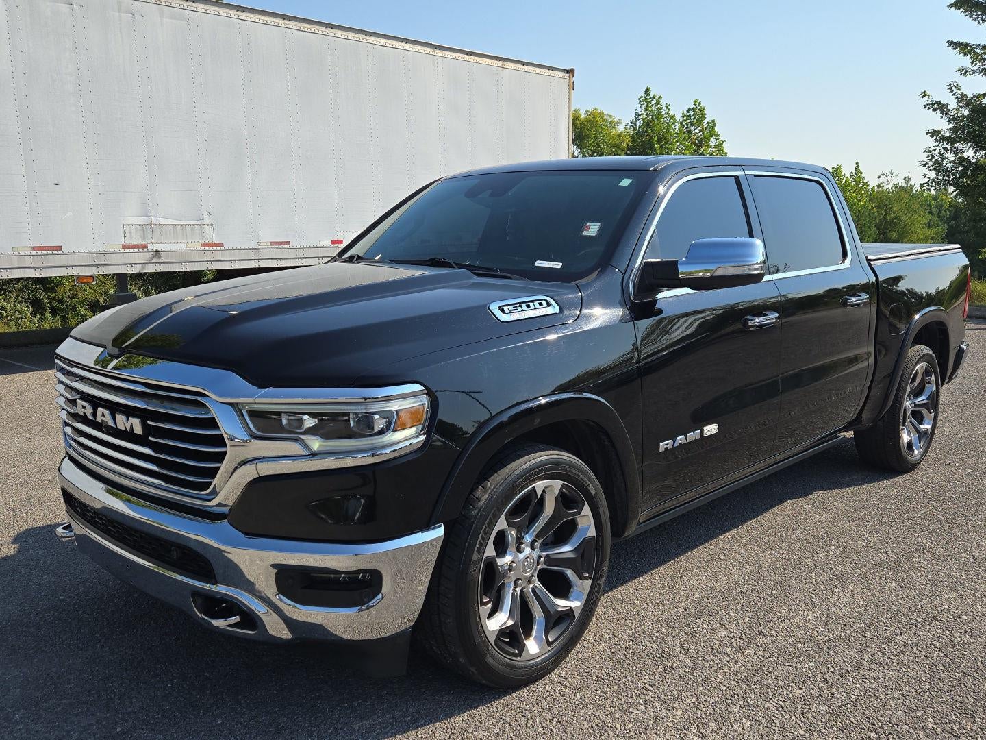 2019 RAM 1500 Longhorn Crew Cab 4x4 5'7' Box