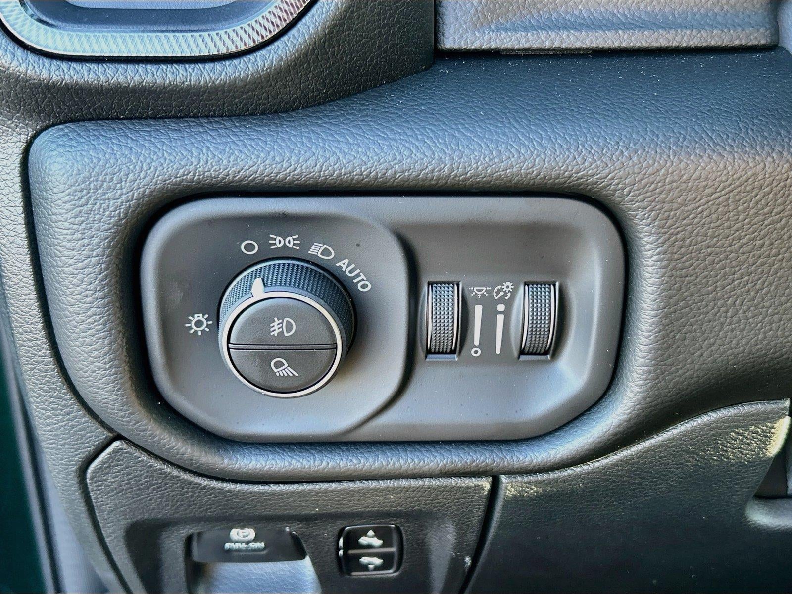 2027 RAM Ram 1500 RAM 1500 REBEL CREW CAB 4X4 5'7' BOX