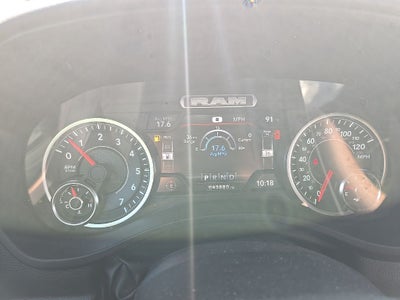 2022 RAM 1500 Big Horn Crew Cab 4x4 6'4' Box